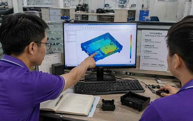 Decoupled injection molding