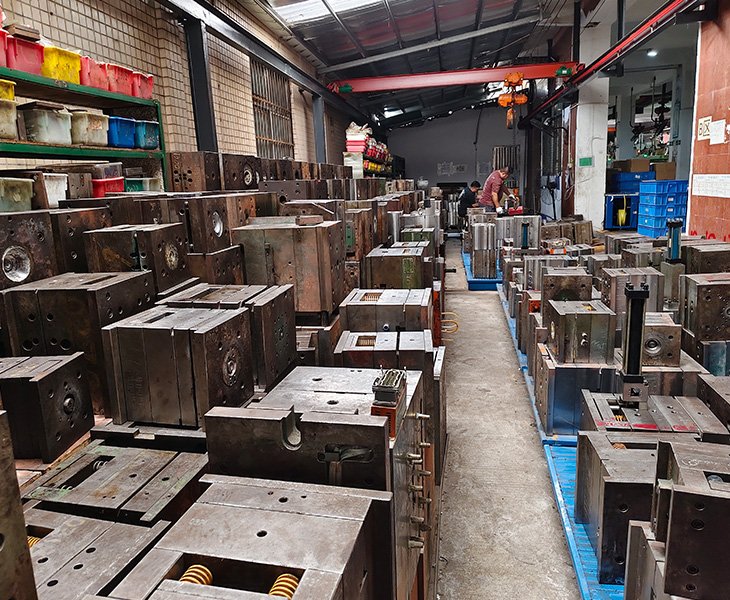 In-house mold development and injection molding production