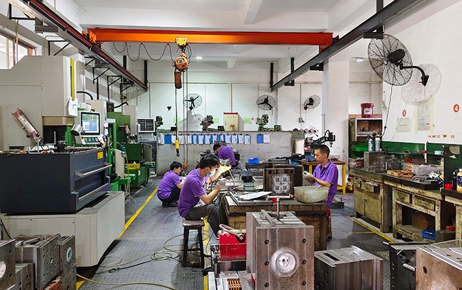 One-Stop HDPE Parts Manufacturing