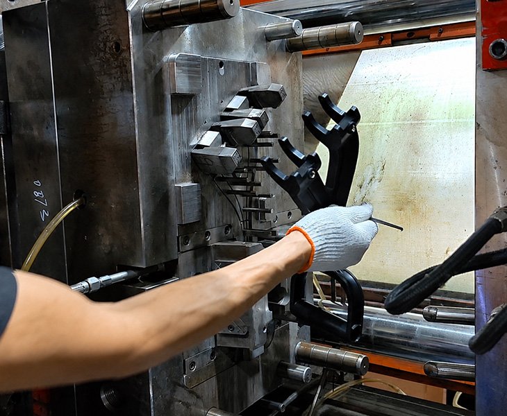 Stable PEEK Injection Molding for Functional Parts